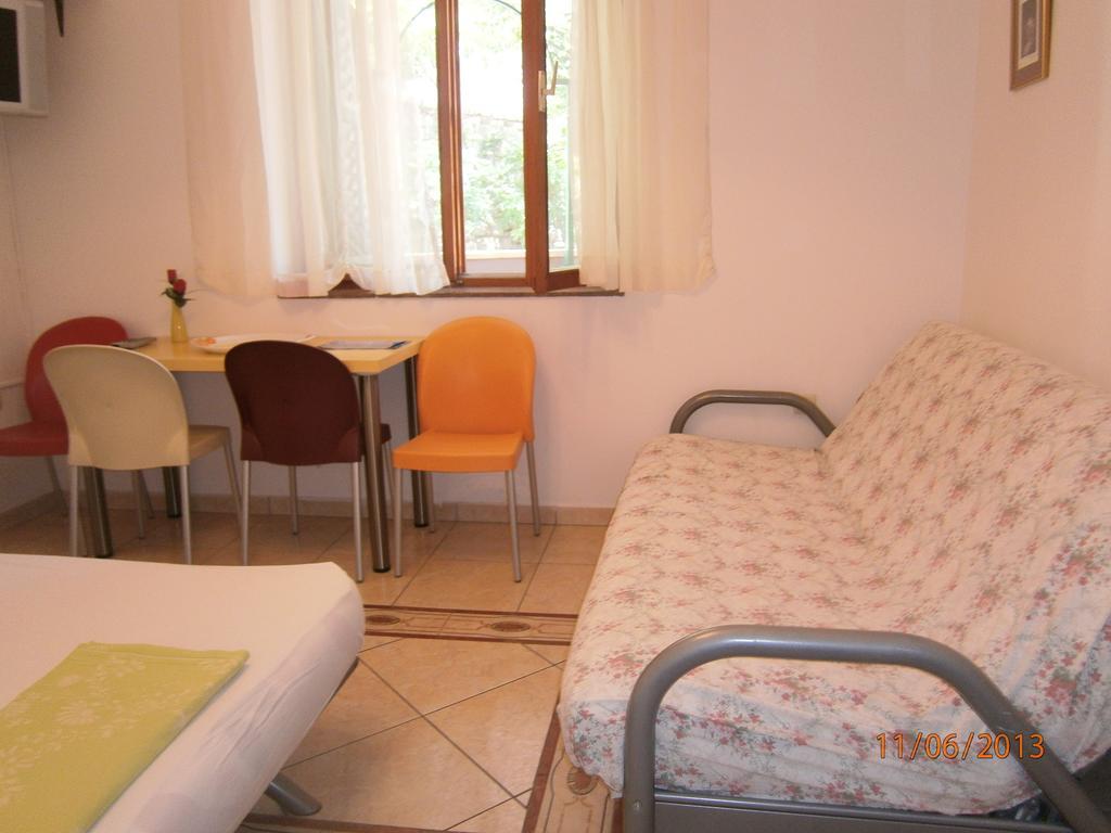 Villa Miranda - Croazia Omiš Szoba fotó