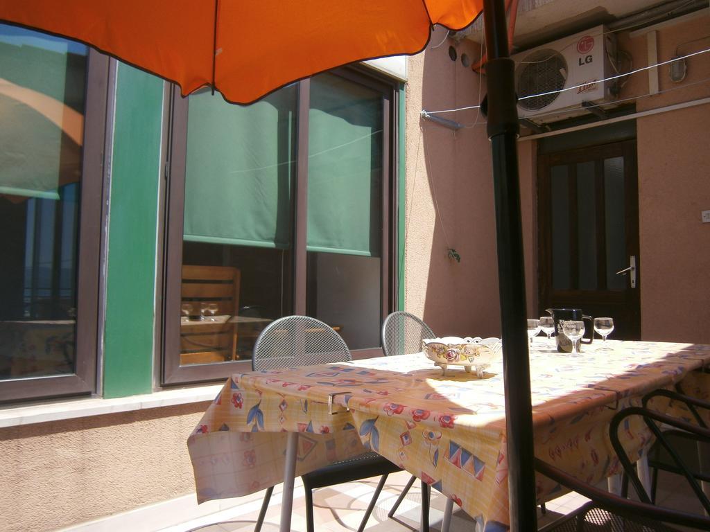 Villa Miranda - Croazia Omiš Szoba fotó