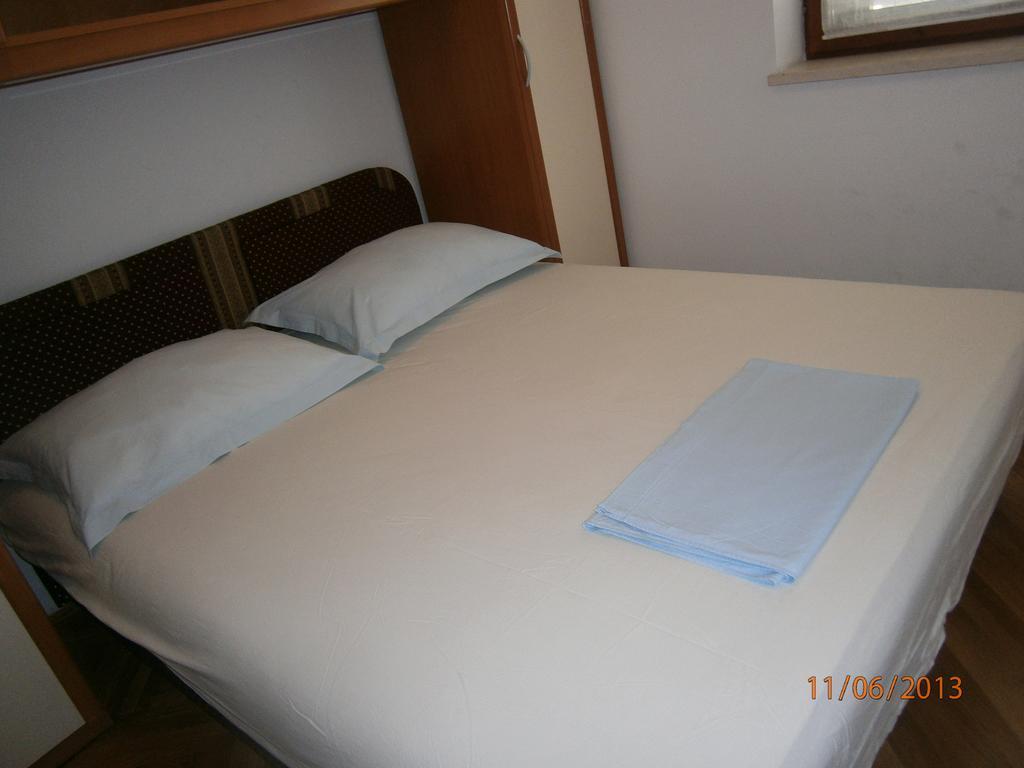 Villa Miranda - Croazia Omiš Szoba fotó